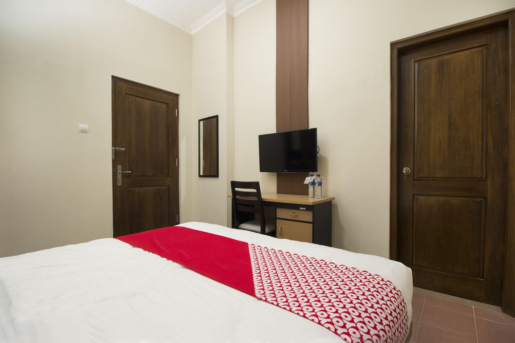 Oyo 572 Omah Gedongkuning Syariah Homestay Yogyakarta Exterior foto